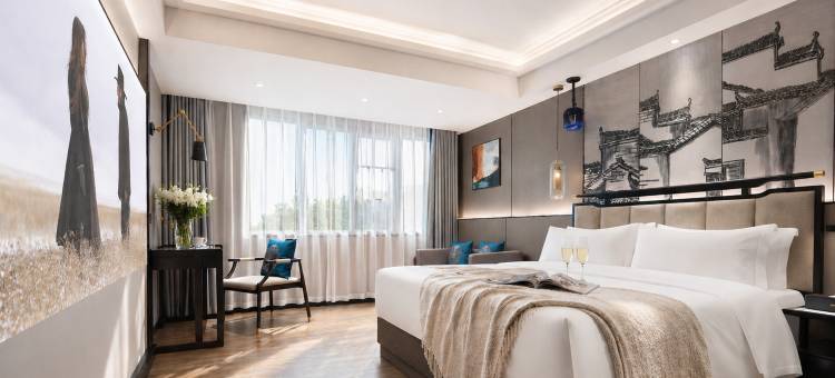 云漫|五彩瓷都LUXE STAY·中式美学设计师酒店(醴陵奥特莱斯店)图片