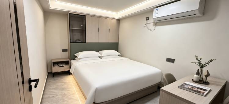 明辉丨180°城市景观·影音风大学城设计酒店(广州新造地铁站店)图片
