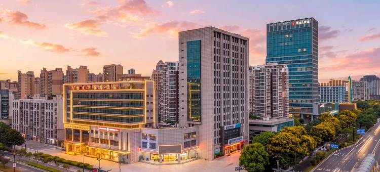 维也纳智好酒店(盐城金鹰聚龙湖店)图片
