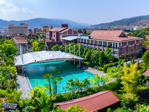 梁河金塔温泉酒店