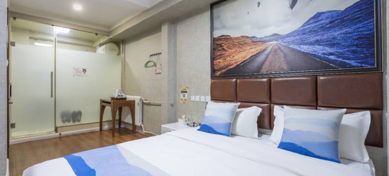 同泰商务酒店(张家口怀来沙城火车站店)图片