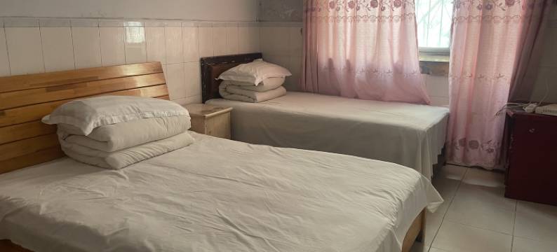 华新旅馆(平顶山火车站店)图片