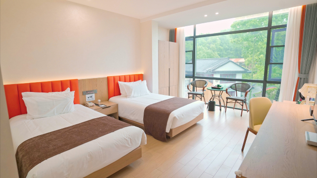 Yixing Putixin Homestay Hotel Overview