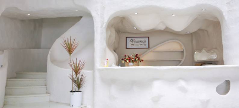山语海|纯白洞穴海景Holiday Hotel •观景设计师民宿(纳帕海店)图片