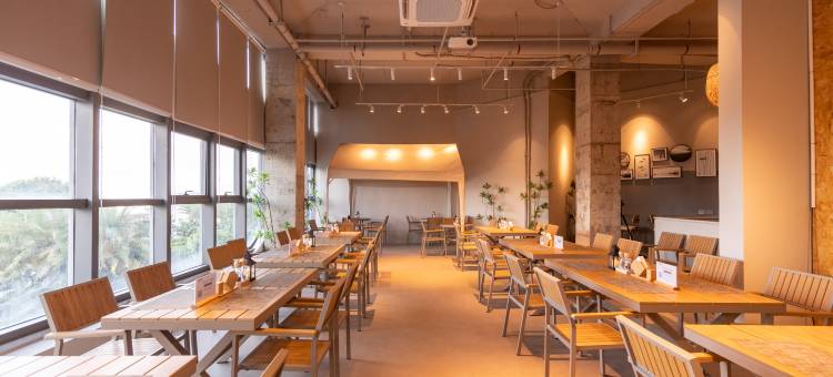 铂顿国际公寓(惠州十里银滩亚婆角店)图片