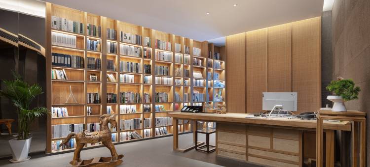 华雅·云缦酒店(岳阳楼步行街店)图片