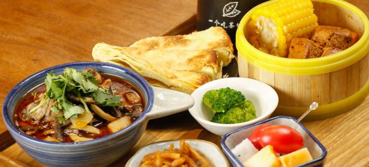 舍一茶事文化酒店(呼和浩特大召寺店)图片