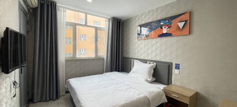 优尔驿宾馆(南湖广场店)图片