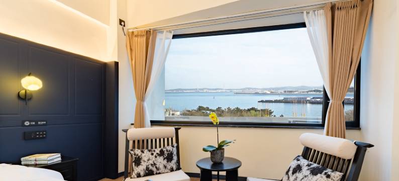 花筑·朗玥海景客栈(威海幸福门威高广场店)图片