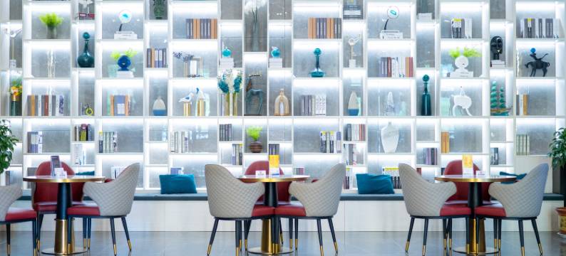 棠樾湖畔酒店(咸阳杨凌南站店)图片