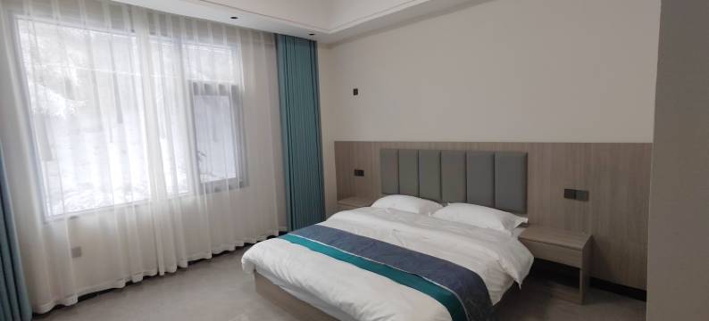 鹿鸣山居民宿图片