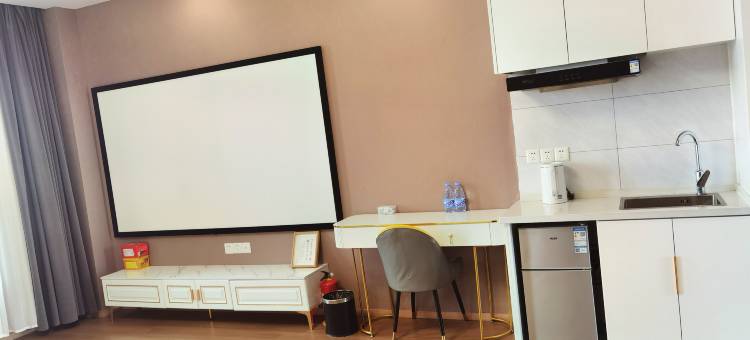 江阴蓝心居影院酒店图片