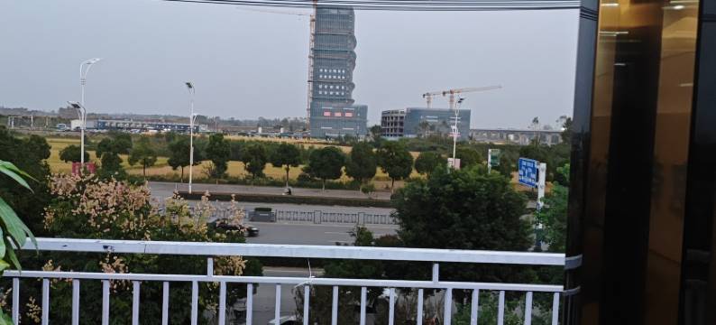 嬉游电竞酒店(保来国际城店)图片