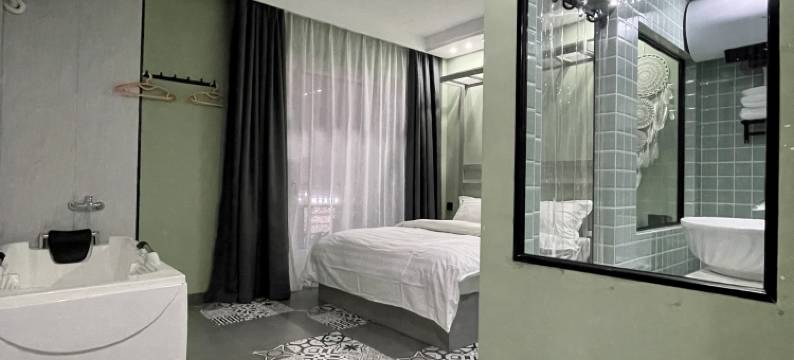 普罗旺斯主题宾馆(本溪火车站店)图片