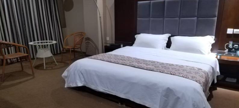 宜川万宝商务酒店图片