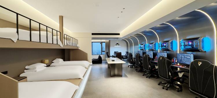 晞悦电竞民宿(泰州万象城店)图片