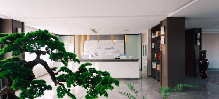 华诗顿酒店(西华万顺达广场店)图片