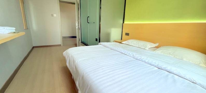 丰园酒店(洛阳火车站地铁站店)图片