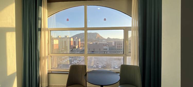 乌海市海南区锐思特酒店图片