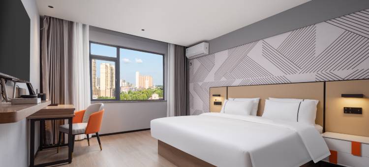 精选酒店(鄂州花湖高铁站店)图片