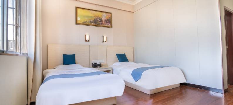 贺州新泰酒店(灵峰广场姑婆山大道店)图片