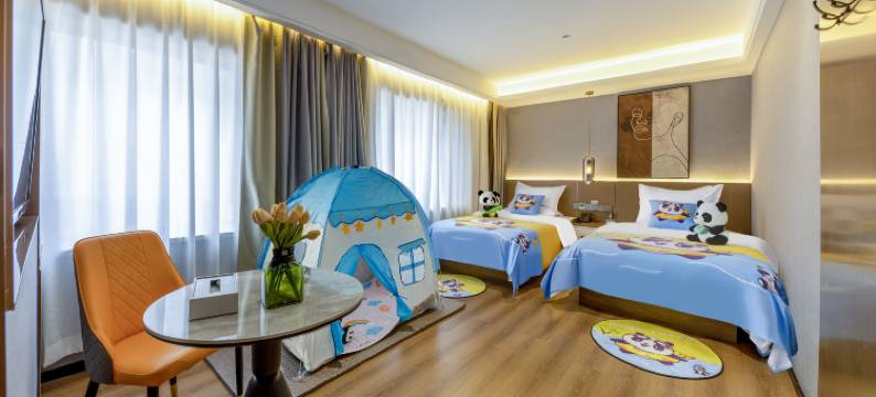 云庭酒店(巴彦淖尔市临河区维多利摩尔城店)图片