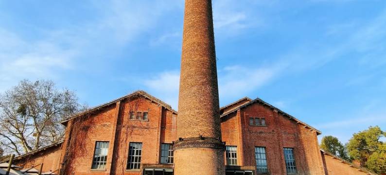 璞邸・曼居・Porcelain文创设计师酒店(陶阳里人民广场店)图片