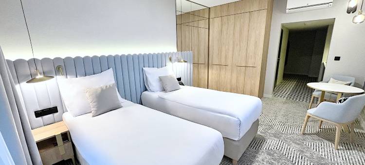 华沙皇家郁金香中心酒店公寓(Royal Tulip Warsaw Centre)图片