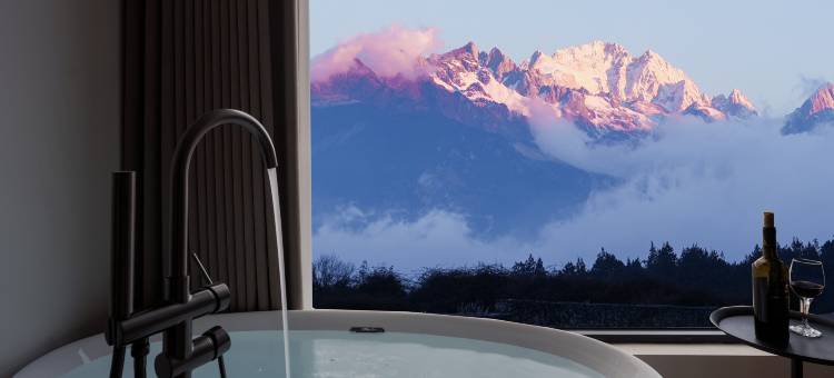 千山暮雪·日照金山丨全景酒店 Leisure Paradise(白沙古镇店)图片