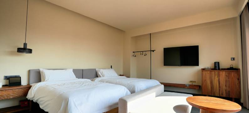 摸鱼民宿(临高角旅游公路店)图片