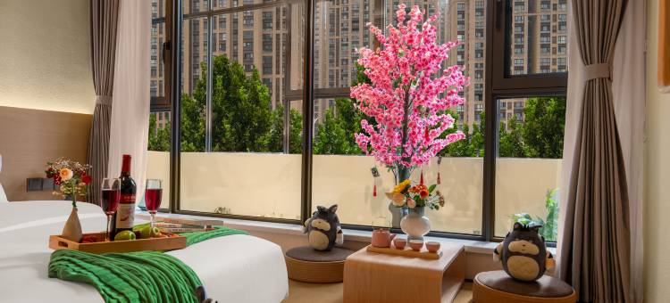 龙猫精灵酒店(成都太古里春熙路步行街店)图片