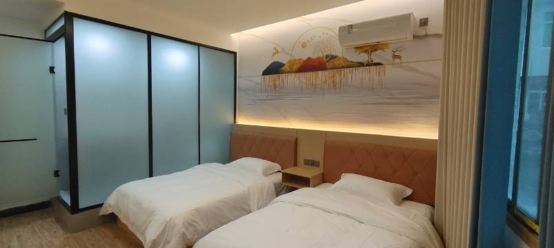 明人居民宿(边城茶峒古镇店)