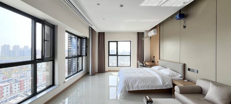 品逸民宿(市政府店)图片