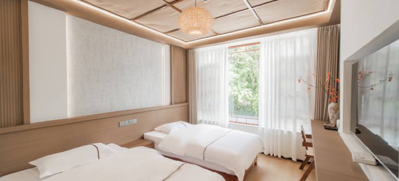 峨眉山山门民宿(峨眉山景区零公里店)图片