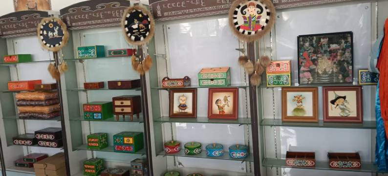 火山草原查干敖包度假营图片