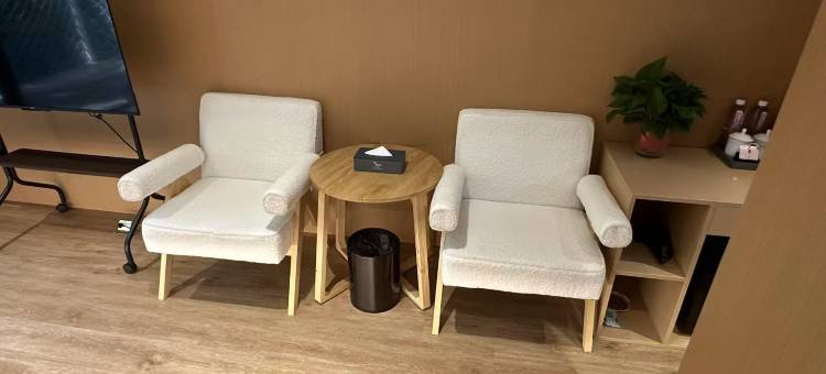 鸟语林·栖湖民宿图片