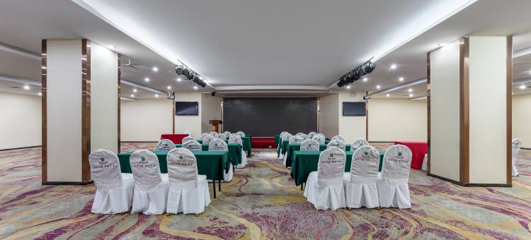 柏恒东方国际酒店(黔东南苗族侗族自治州天柱县金凤广场店)图片