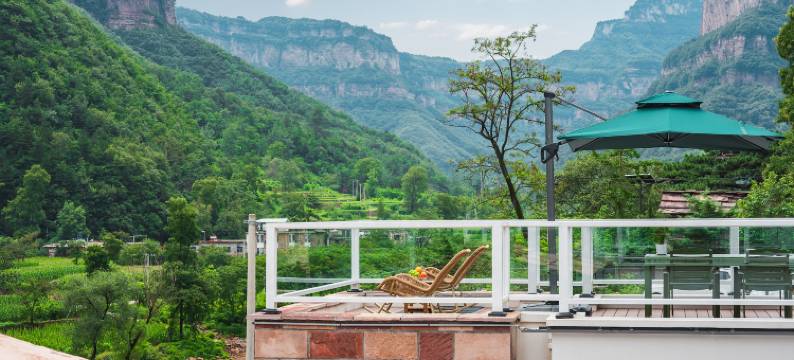 叁笙·云陌Couryard·设计师山景民宿(石板岩太行大峡谷店)图片