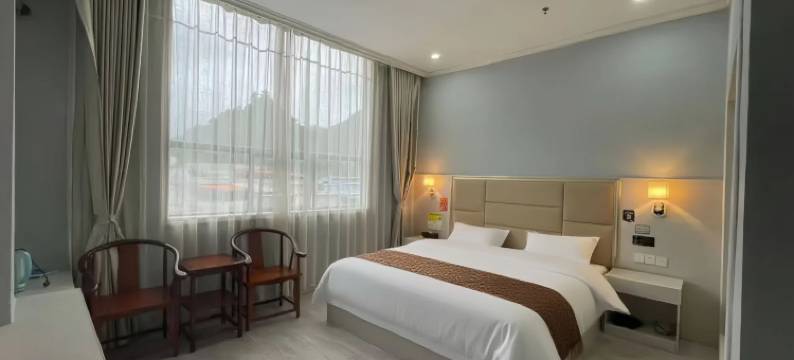 天等壮寨民居酒店图片