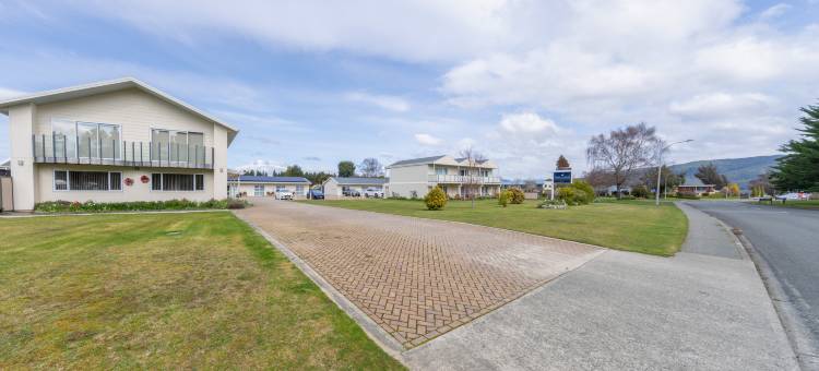 蒂阿诺公园地带汽车旅馆及公寓(Parklands Motel & Apartments Te Anau)图片