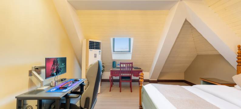 PK电竞酒店(重庆大学城轻轨站店)图片