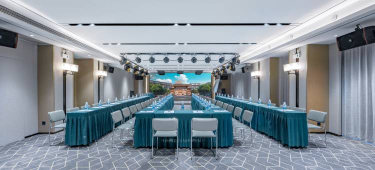 怡程酒店(崇左百成国际店)图片