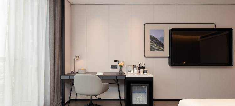 东莞南城中心广场亚朵酒店图片