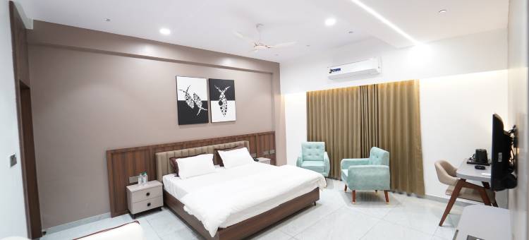 普鲁梅里亚酒店(Plumeria Hotel)图片