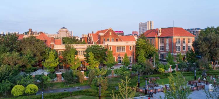 艺龙国际酒店(沈阳青年大街万象城店)图片