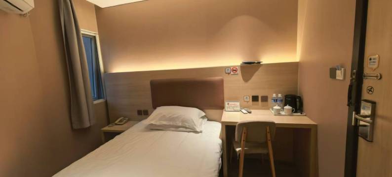 闽佳酒店(上海青浦新城地铁站店)图片