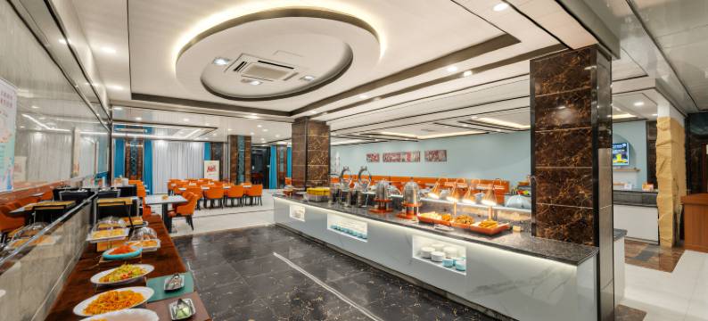 敦煌云天国际酒店(沙洲夜市店)图片