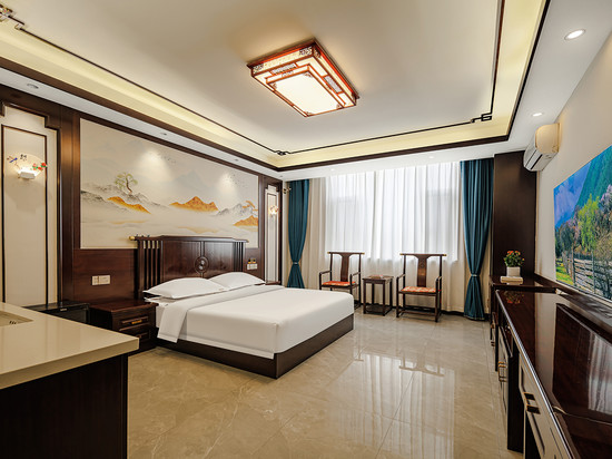 怀仁梅昕酒店(新天地购物广场店)