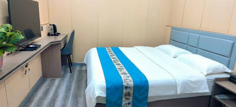 欧曼快捷酒店(西宁曹家堡机场店)图片