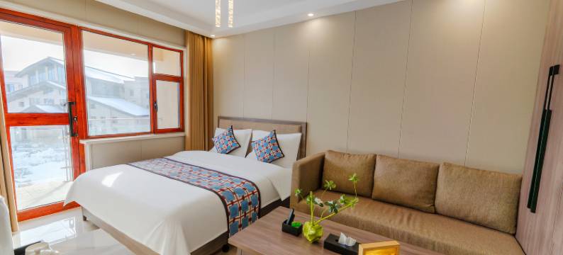 西海花园酒店(赛里木湖东门游客中心店)图片